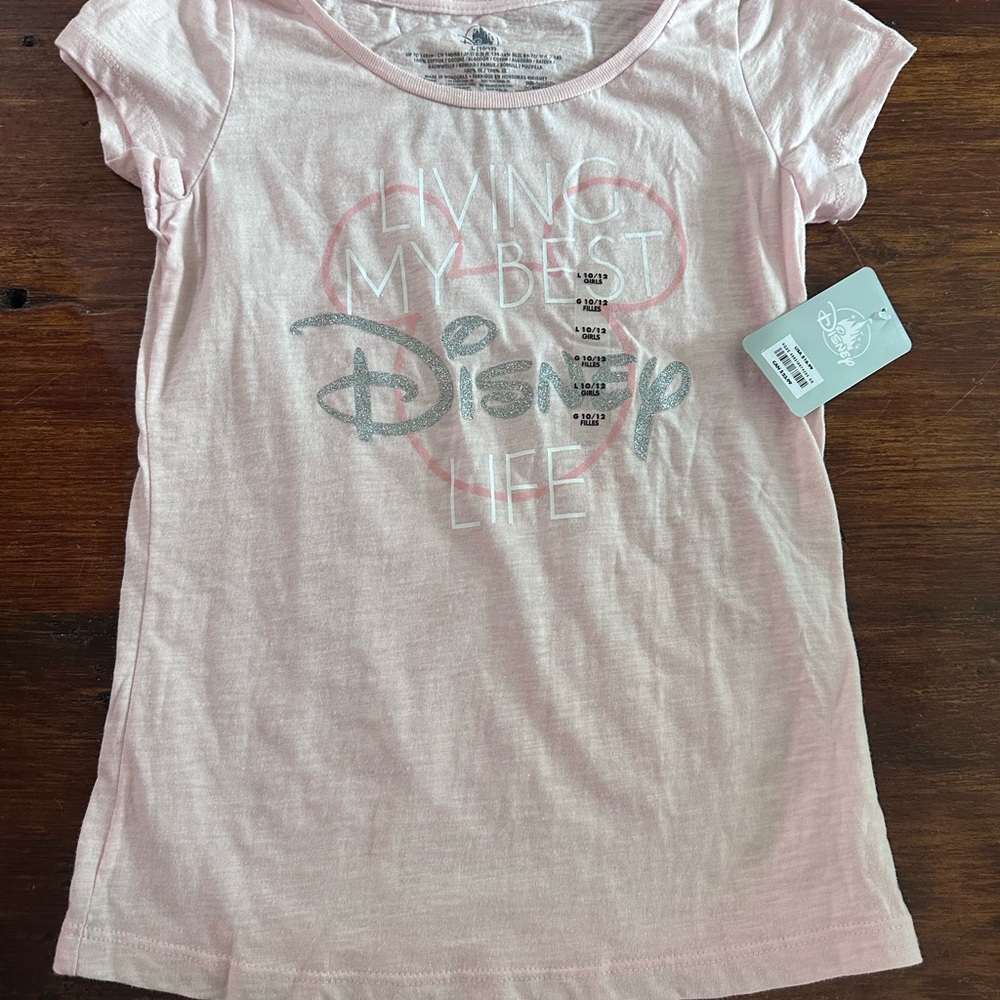 “Living my best Disney life” Kids Light Pink Tee L(10/12)